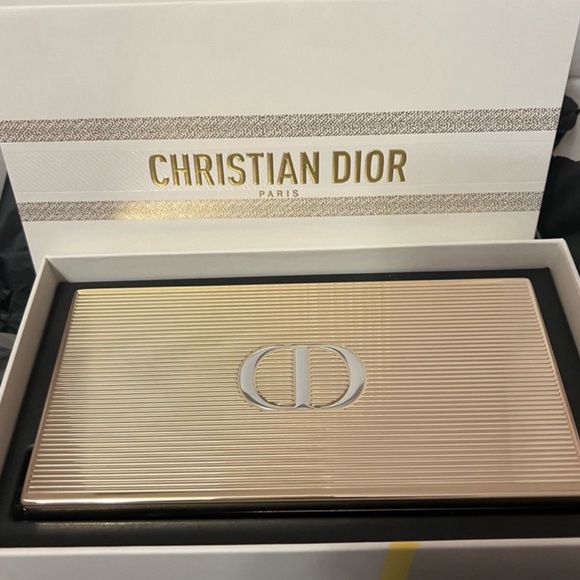 Dior Rouge Dior Minaudière Clutch - Limited Edition 2023 Holiday Set Clutch Bag - Picture 3 of 3